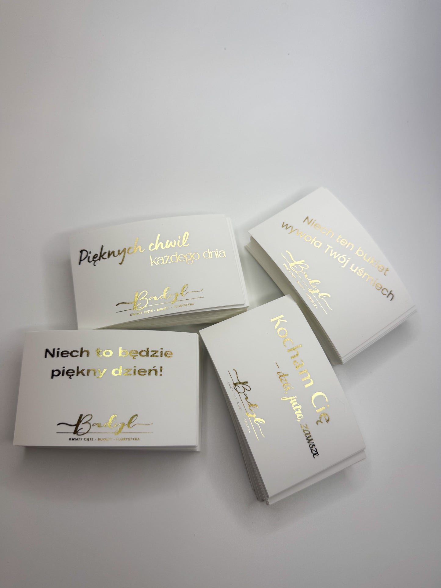 Business cards with metallic print (Gold or Silver)