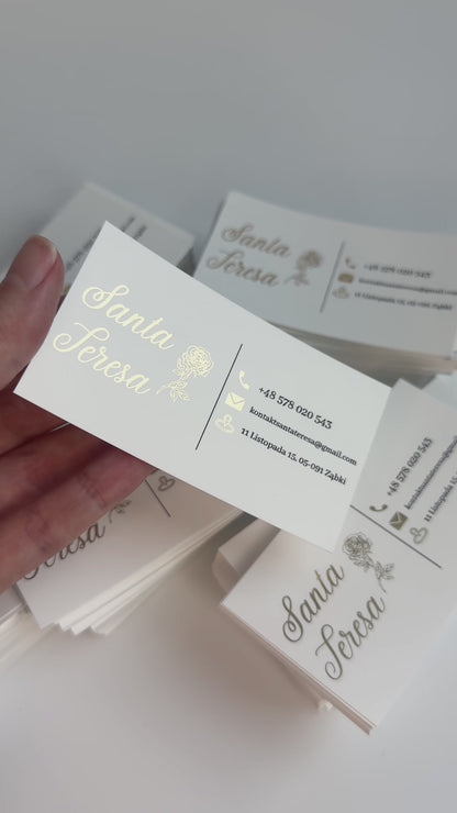 Business cards with metallic print (Gold or Silver)